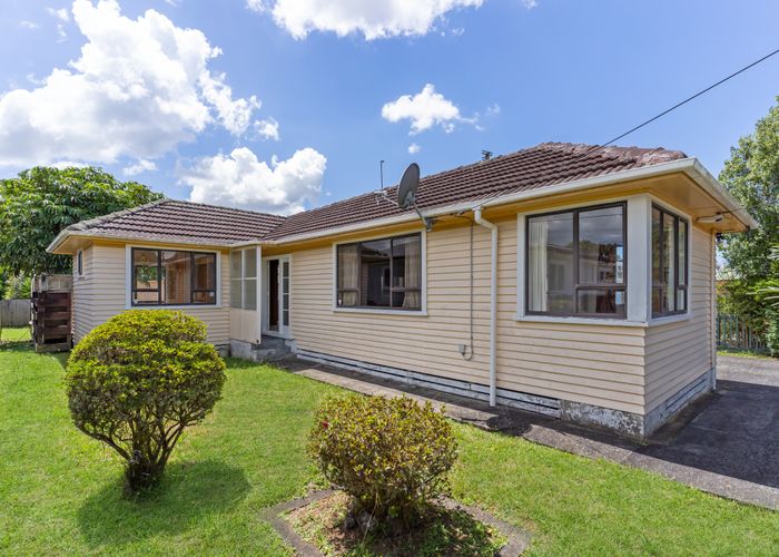  at 683 Swanson Road, Swanson, Auckland