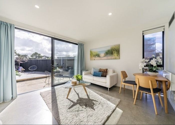  at 53 Te Ara O Paetutu, Petone, Lower Hutt