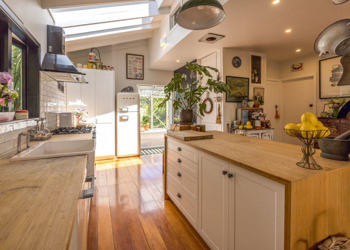  at 12 Waiata Road, Onetangi, Waiheke Island, Auckland