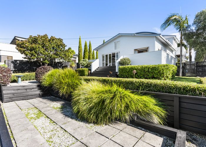  at 29 Pah Road, Cockle Bay, Auckland