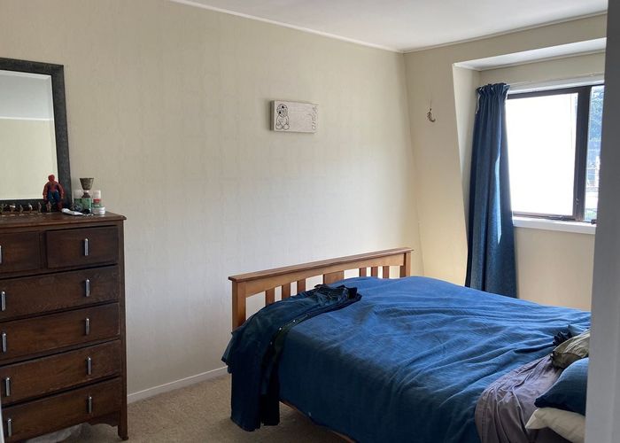  at 2/100 Lyall Parade, Lyall Bay, Wellington, Wellington