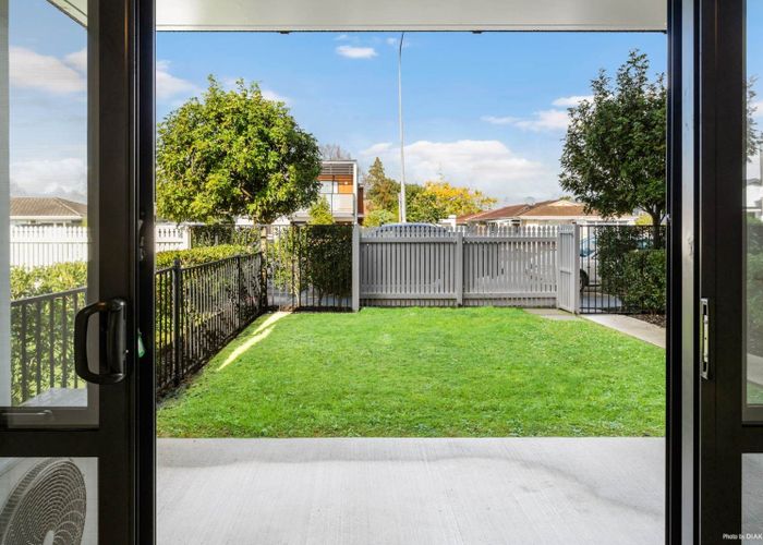  at 5/128 St George Street, Papatoetoe, Auckland