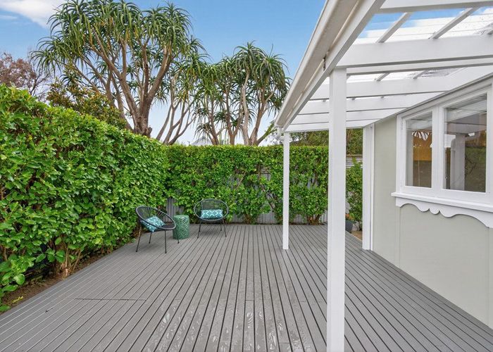  at 33 Adelaide Street, Petone, Lower Hutt, Wellington