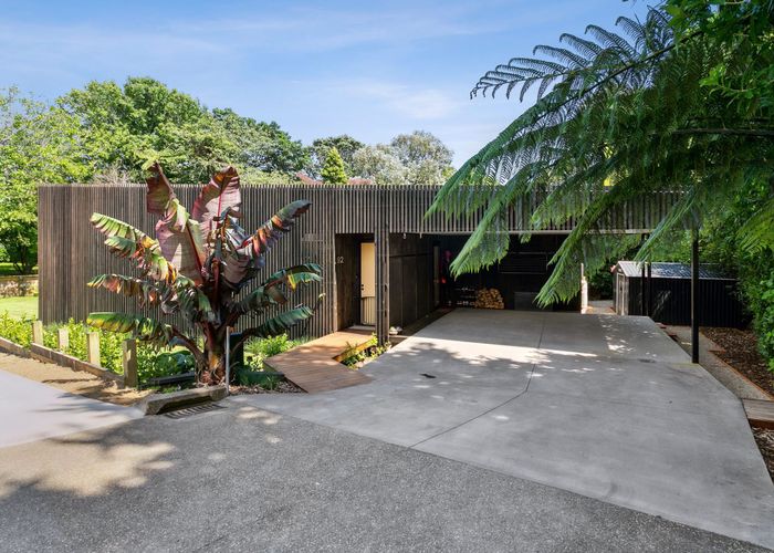  at 92 Eliot Street, New Plymouth, New Plymouth