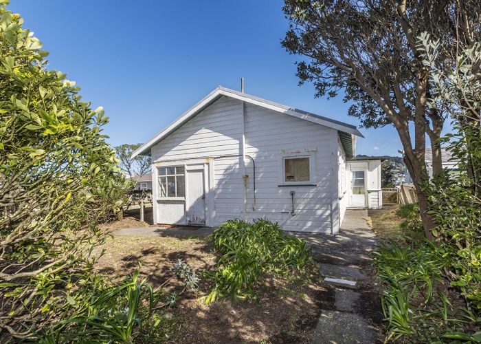 at 11 Lonsdale Crescent, Kilbirnie, Wellington, Wellington