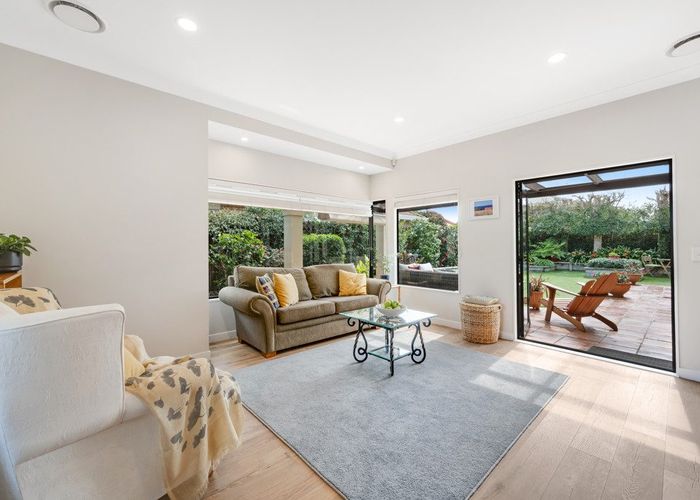  at 124 Golfland Drive, Golflands, Manukau City, Auckland