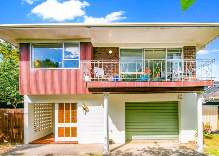  at 4/46 Fowlds Avenue, Sandringham, Auckland