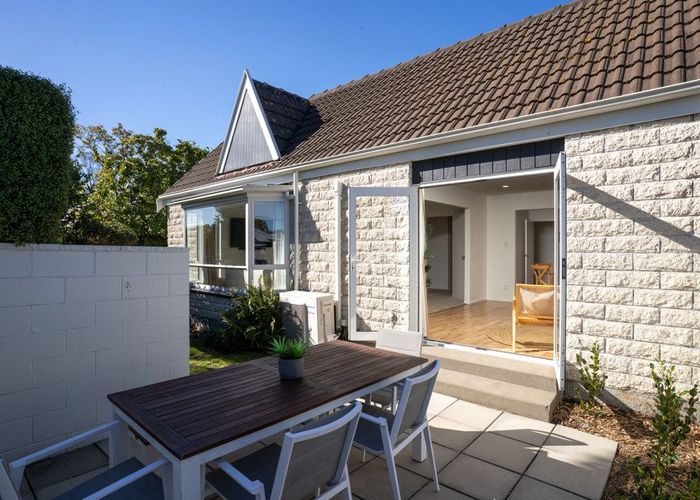 at 36a Stratford Street, Merivale, Christchurch City, Canterbury