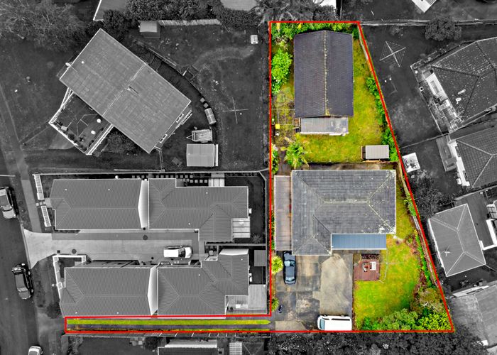  at 9 & 9A Malvina Place, Bucklands Beach, Manukau City, Auckland