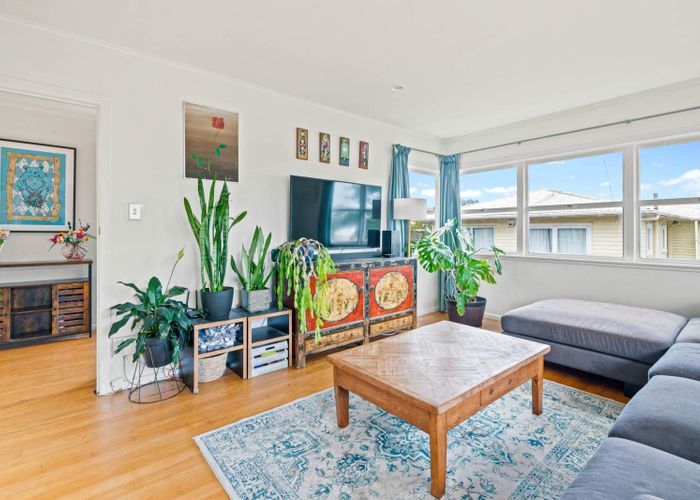  at 93 Target Road, Totara Vale, North Shore City, Auckland