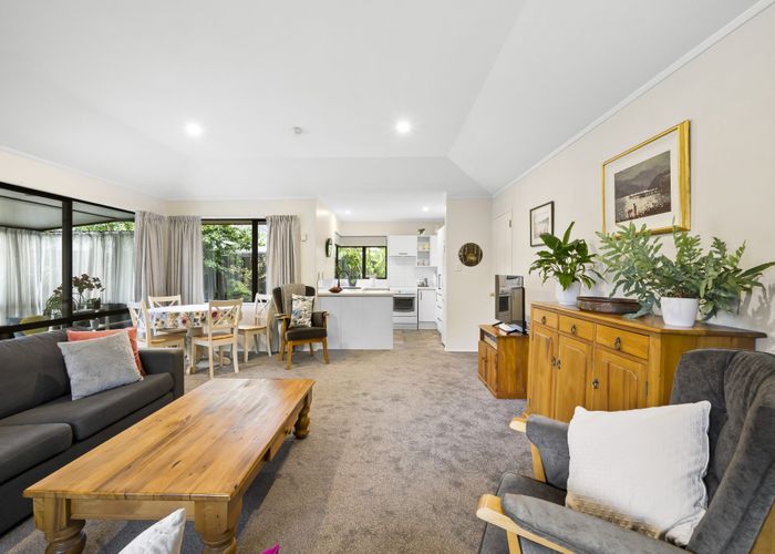  at 5 Villa Grove, Ilam, Christchurch City, Canterbury