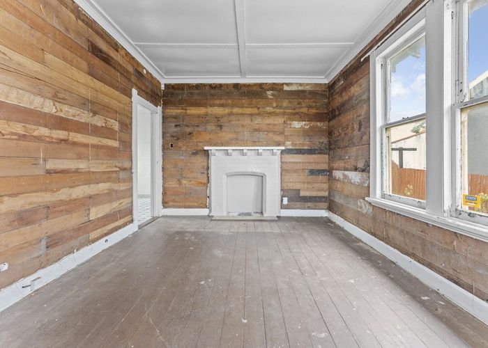  at 10 Matai Street, Castlecliff, Whanganui