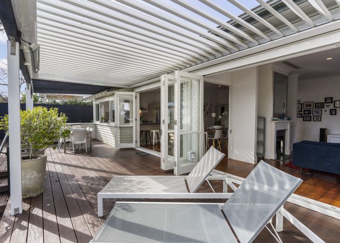  at 27 Oban Road, Westmere, Auckland
