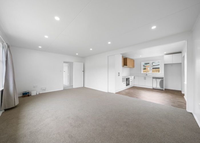  at 8 Hampshire Street, Cannons Creek, Porirua, Wellington