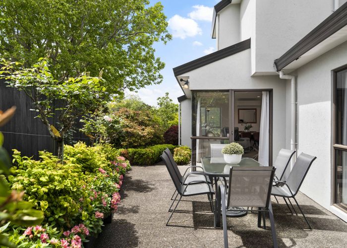  at 2/63 Fancourt Street, Meadowbank, Auckland City, Auckland