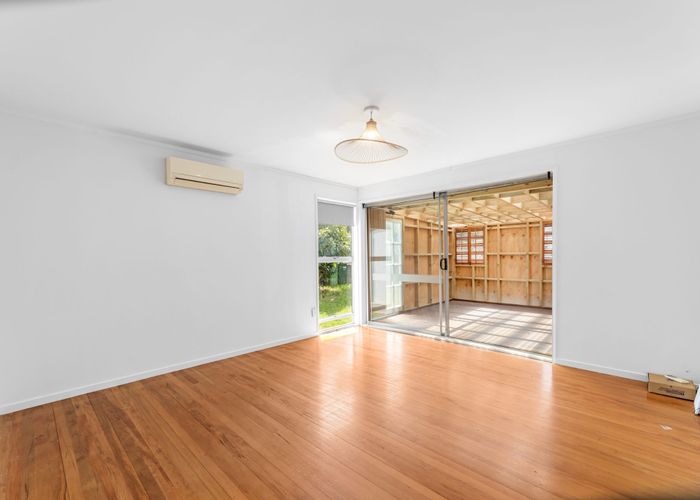  at 29 Gladys Avenue, Glenfield, North Shore City, Auckland