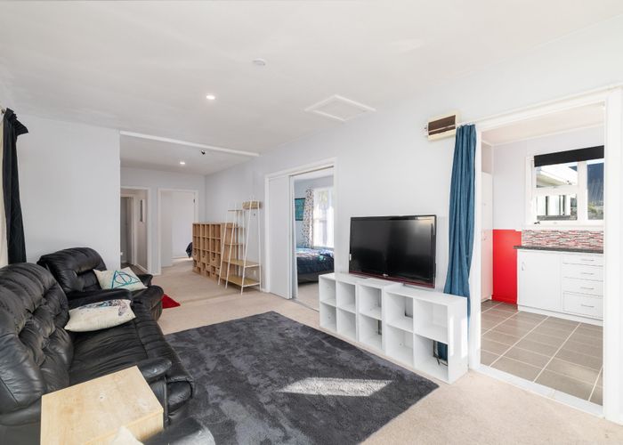  at 2/76 Estuary Road, New Brighton, Christchurch City, Canterbury