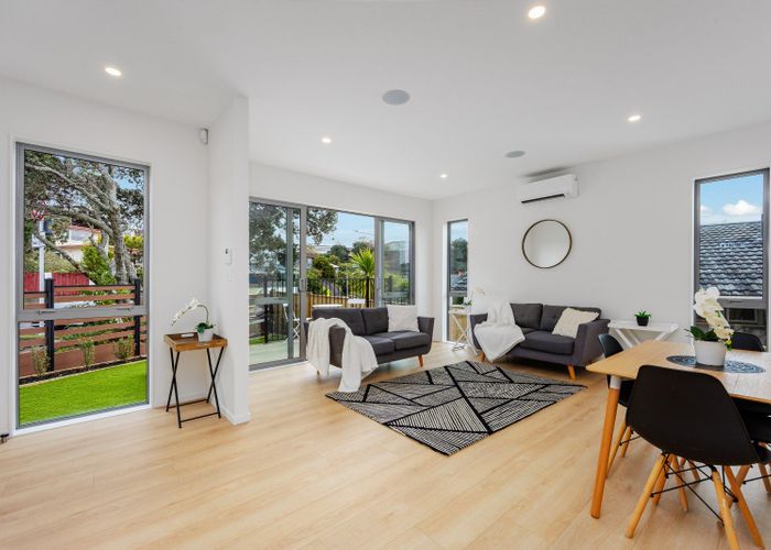  at 7 Sunrise Avenue, Mairangi Bay, North Shore City, Auckland