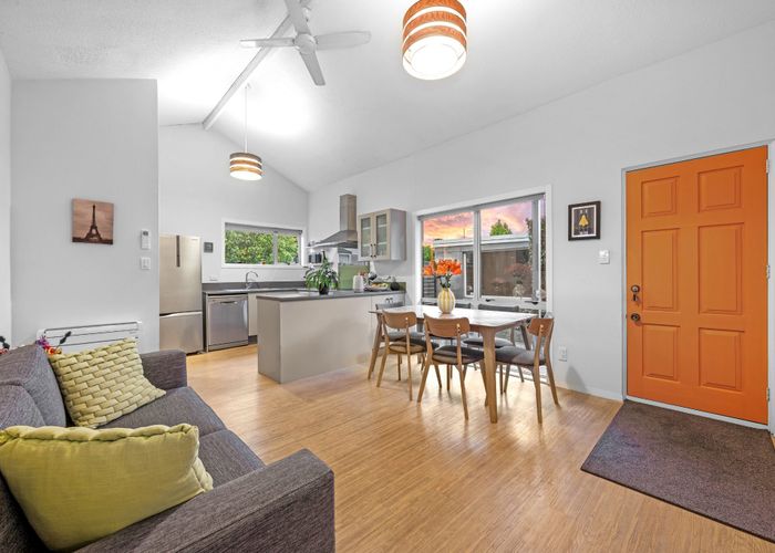  at 38C Mays Road, St. Albans, Christchurch City, Canterbury