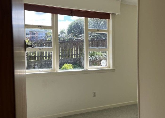  at 79 Tiroroa Avenue, Te Atatu South, Auckland
