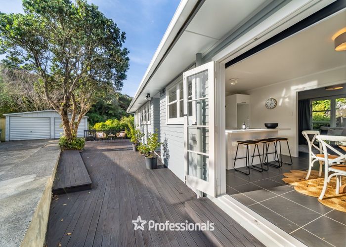  at 190 Dowse Drive, Maungaraki, Lower Hutt, Wellington