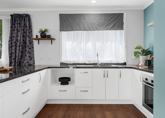  at 76 Nixon Street, Hamilton East, Hamilton