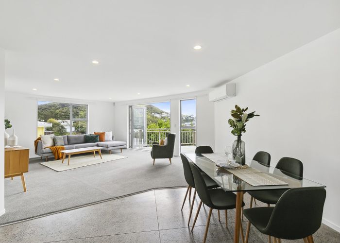  at 17 Marjory Close, Broadmeadows, Wellington