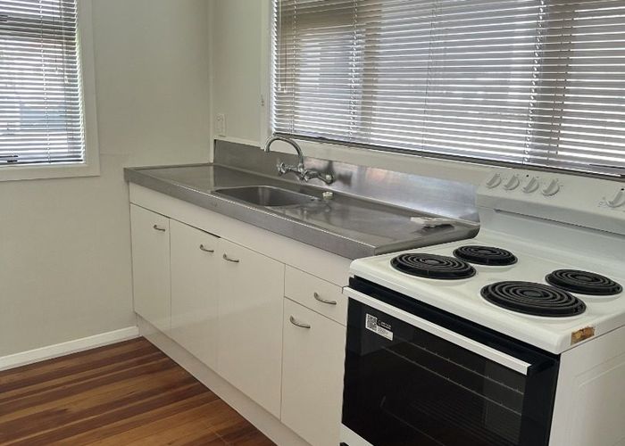 For rent 10a Campbell Street, Frankton, Hamilton, Waikato homes.co.nz