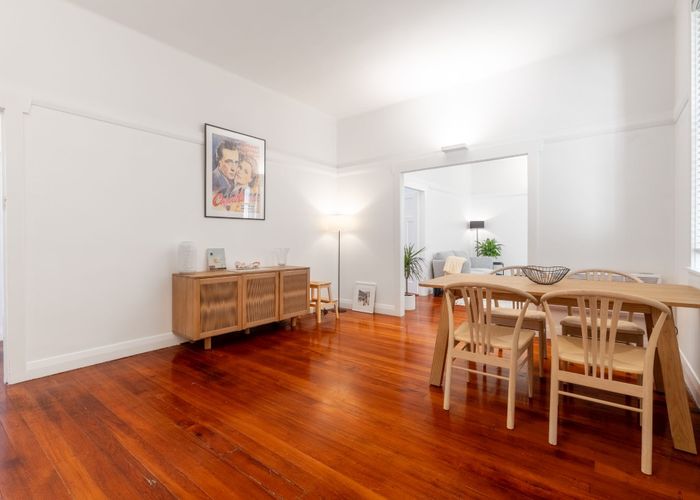  at 2/128 Newton Road, Newton, Auckland City, Auckland