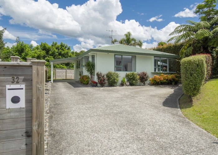  at 32 Sunvale Place, Gate Pa, Tauranga