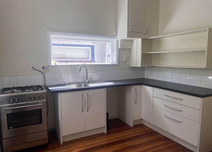  at 37 Raroa Road, Kelburn, Wellington, Wellington