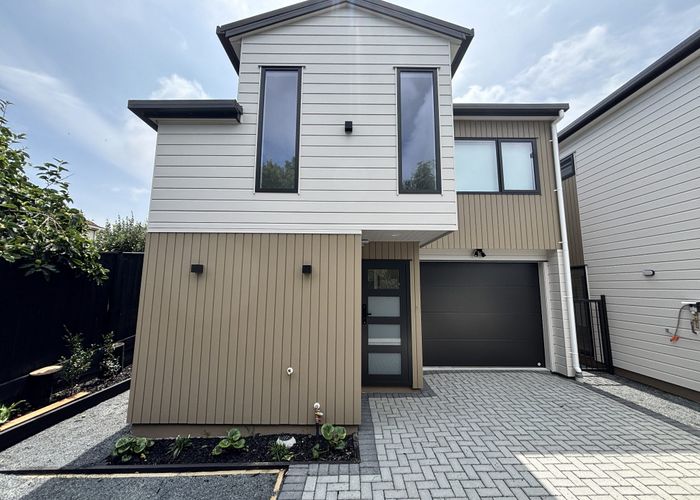  at 169D Everglade Drive, Totara Heights, Manukau City, Auckland