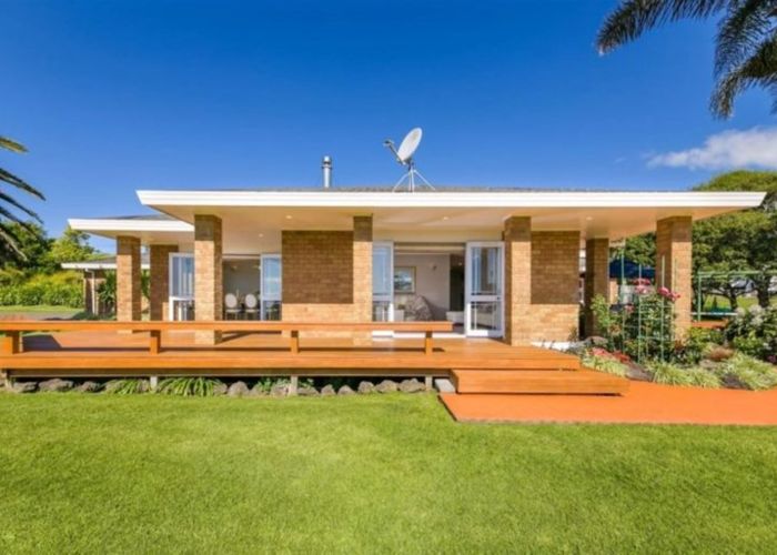  at 133 Simpson Road, Ranui, Auckland
