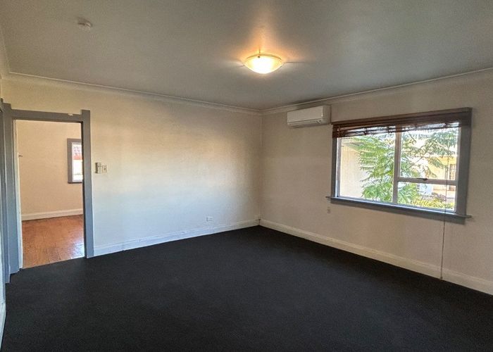  at 33 White Street, Taradale, Napier, Hawke's Bay