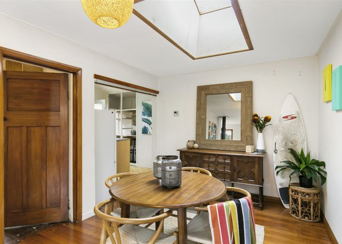  at 30 Cave Road, Houghton Bay, Wellington