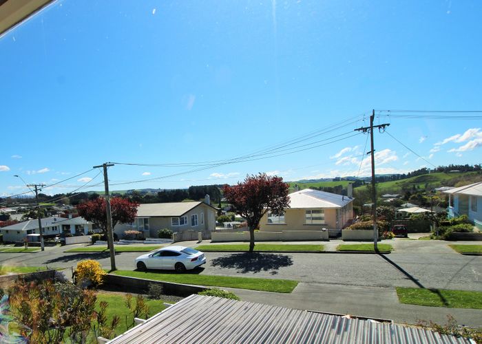  at 25 Arrow Crescent, Holmes Hill, Oamaru