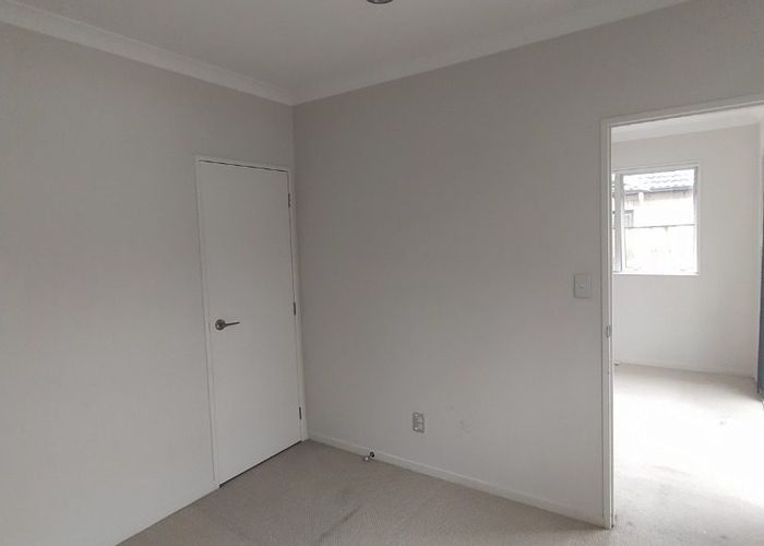  at 48 Helianthus Avenue, Flat Bush, Auckland