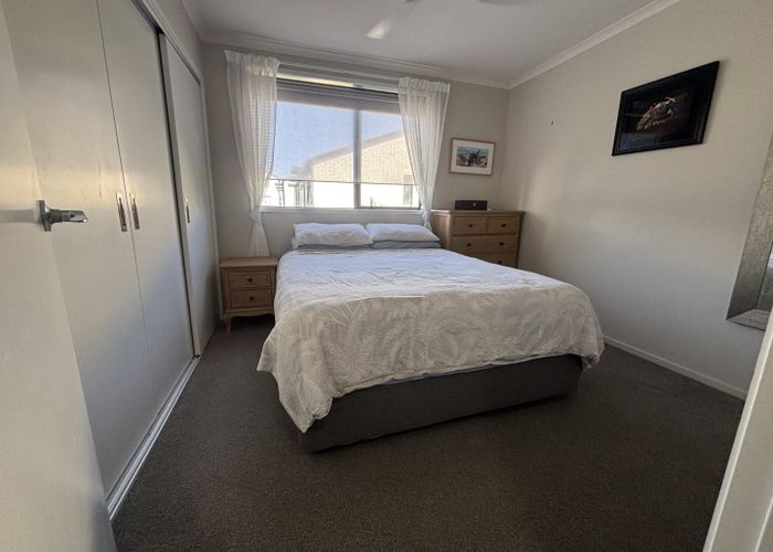  at 21 Kerewhenua Cres, Hobsonville, Waitakere City, Auckland