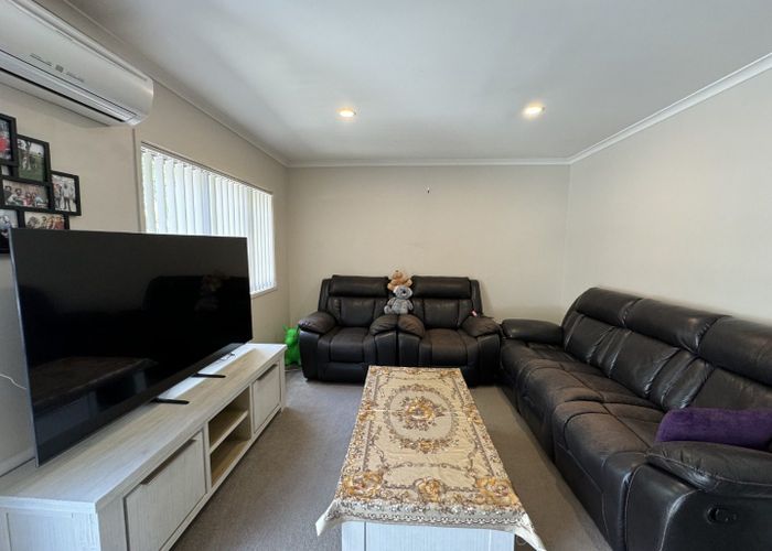  at 40 Chapel Road, Flat Bush, Manukau City, Auckland