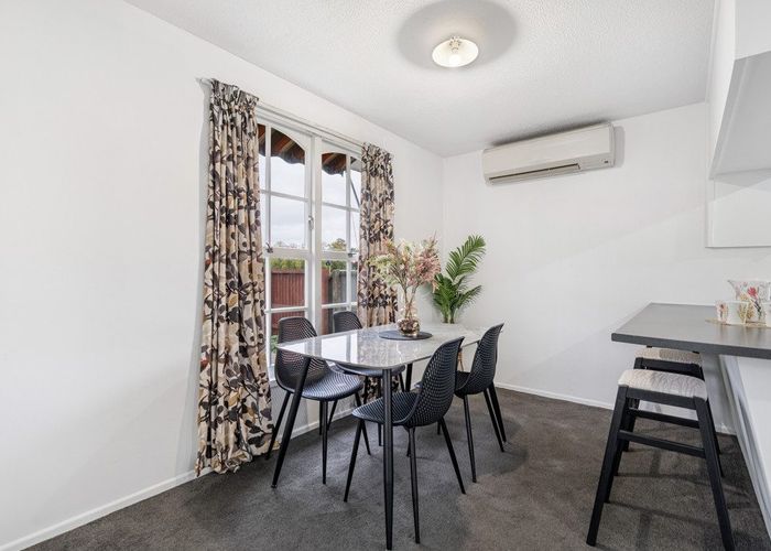  at 1/203 Main North Road, Redwood, Christchurch City, Canterbury