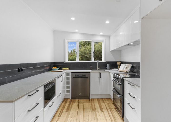  at 4 Clunie Avenue, Raumati South, Paraparaumu