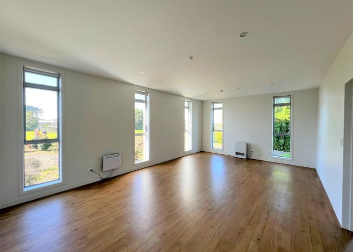  at 28E Oruarangi Road, Mangere, Manukau City, Auckland