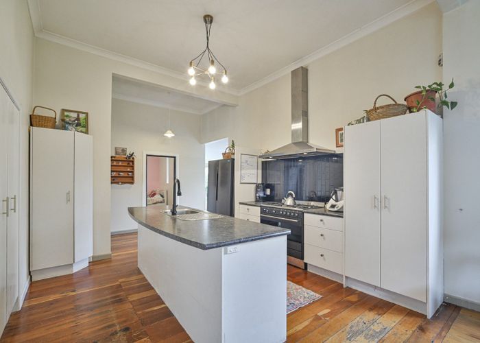 at 1006 Frederick Street West, Mahora, Hastings
