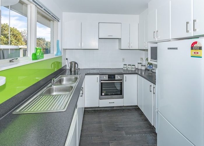  at 18 Rutherglen Avenue, Ilam, Christchurch City, Canterbury