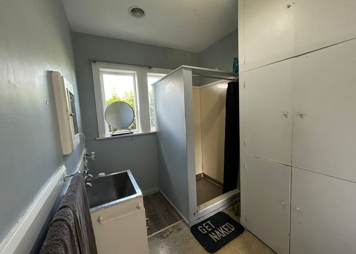  at 102 Ridge Road, Howick, Manukau City, Auckland