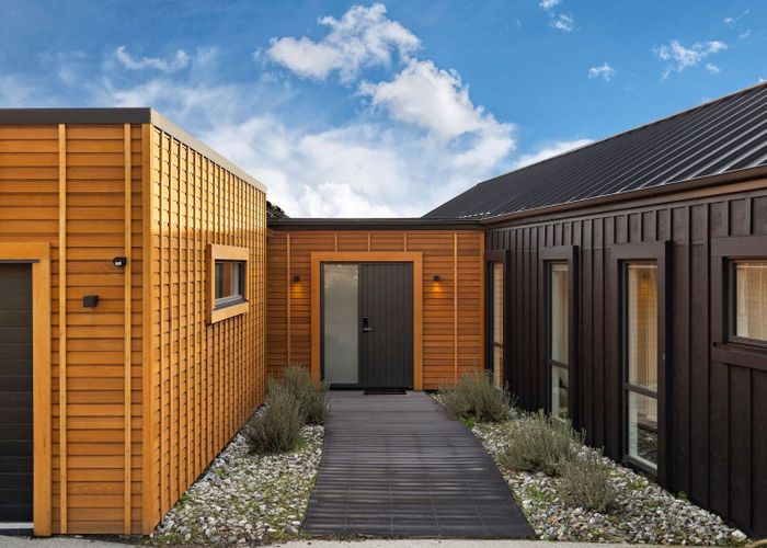  at 13 Falconer Rise, Jacks Point, Queenstown-Lakes, Otago