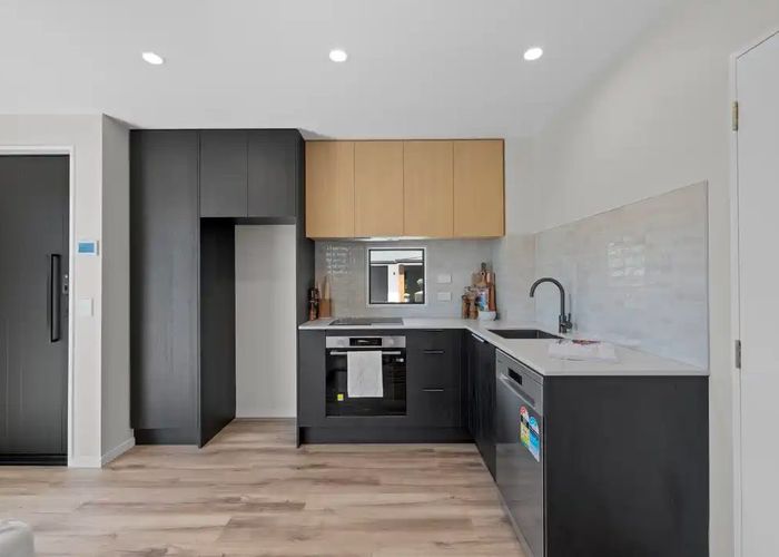  at 1/48 Winton Street, St Albans, Christchurch