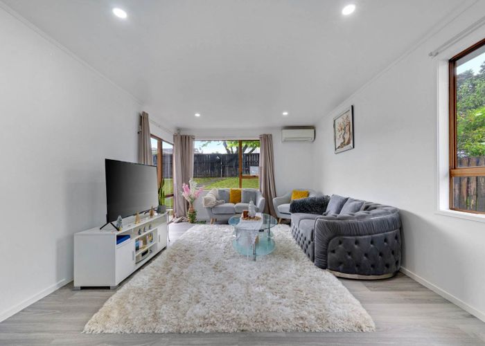  at 33 Catkin Crescent, Papatoetoe, Manukau City, Auckland