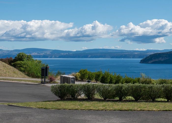  at 4 Harrier Lane, Kinloch, Taupo