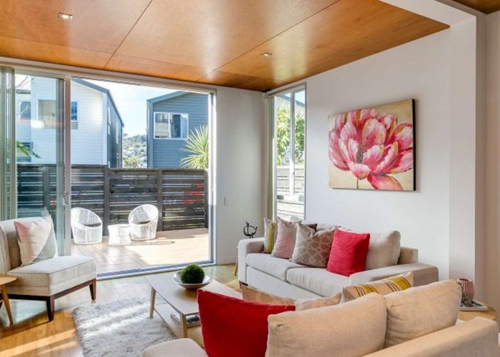  at 2/3 Severn Street, Island Bay, Wellington, Wellington